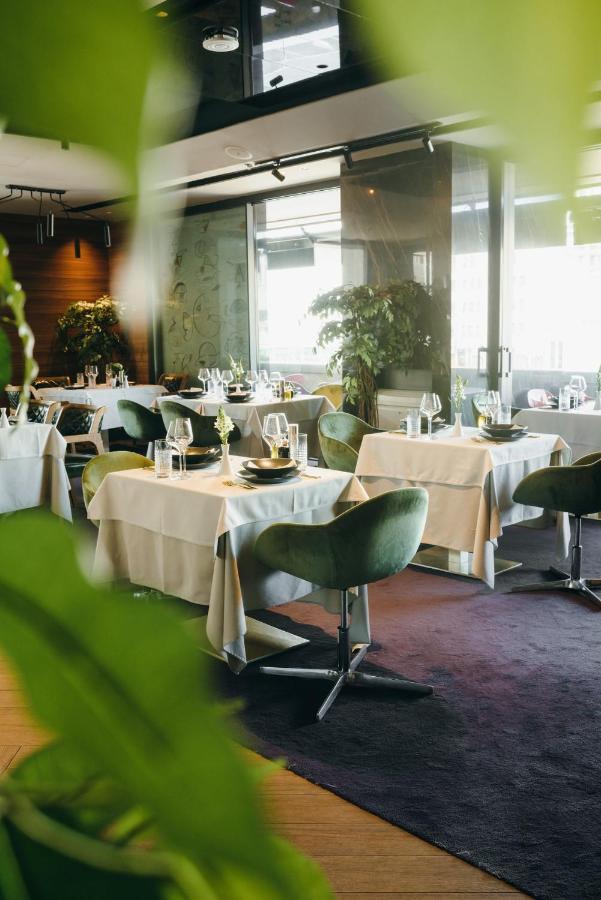 Ambasador Hotel 5*