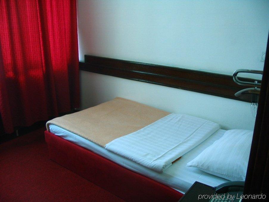 Ambasador Hotel 5*