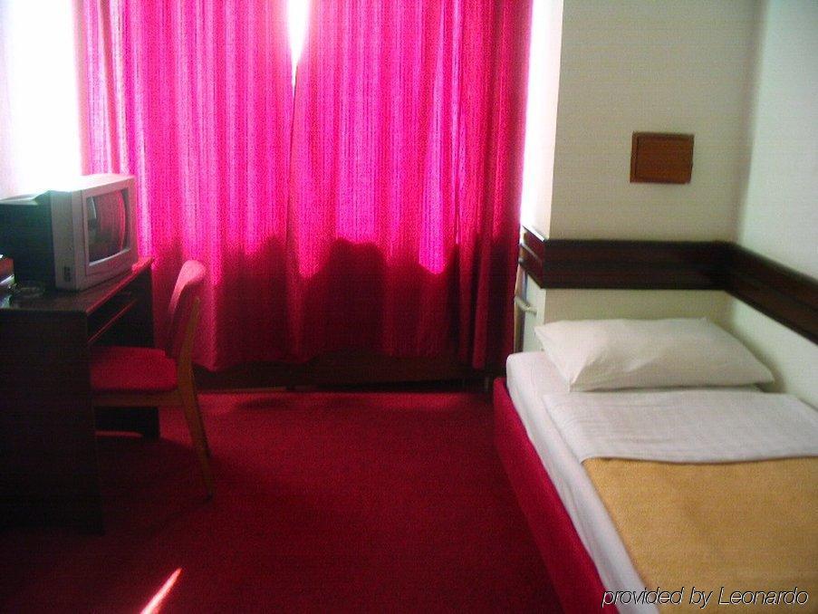 Hotel Ambasador Ni