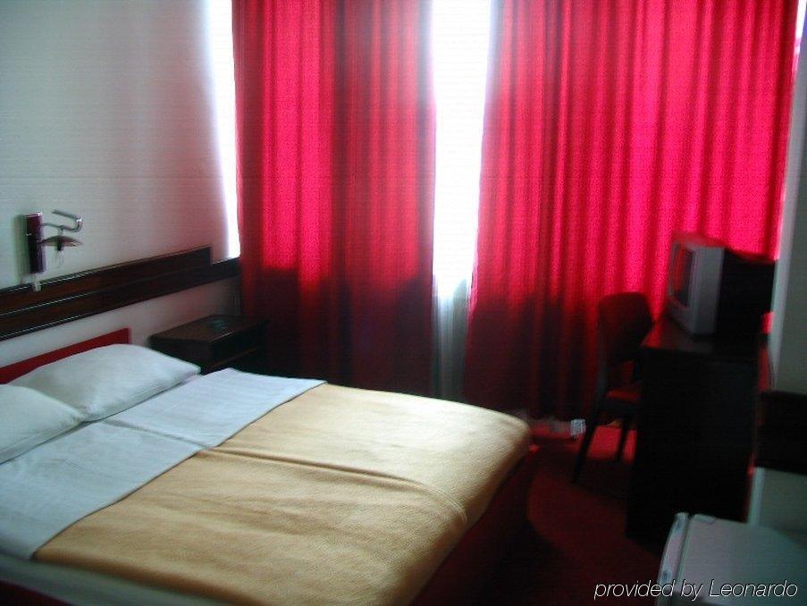 Ambasador 5* Ni