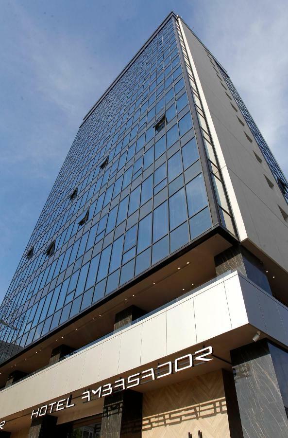 Ambasador 5* Ni